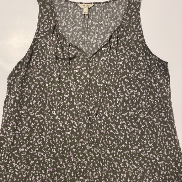 $20 outfit, olive joggers with summer top - Picture 2 of 7